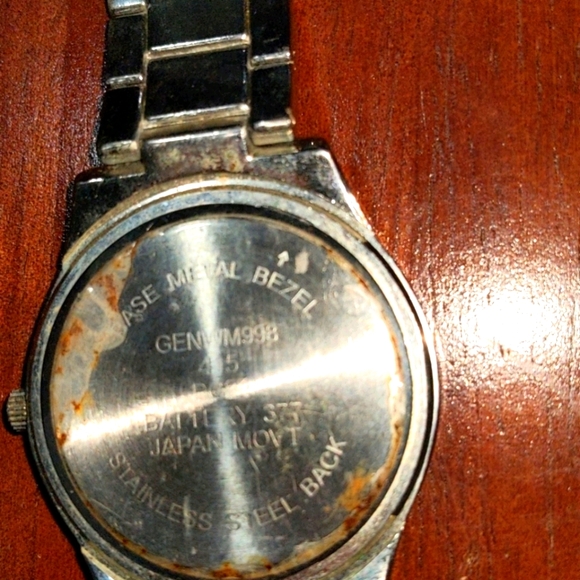 Generic Standard Watch - Picture 3 of 3